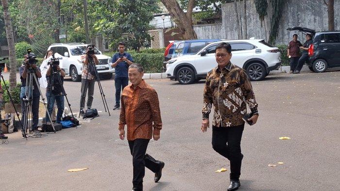 daftar-lengkap-107-nama-calon-menteri-wamen-dan-kepala-badan-yang-dipanggil-prabowo-hingga-sore-ini_17788f9.jpg