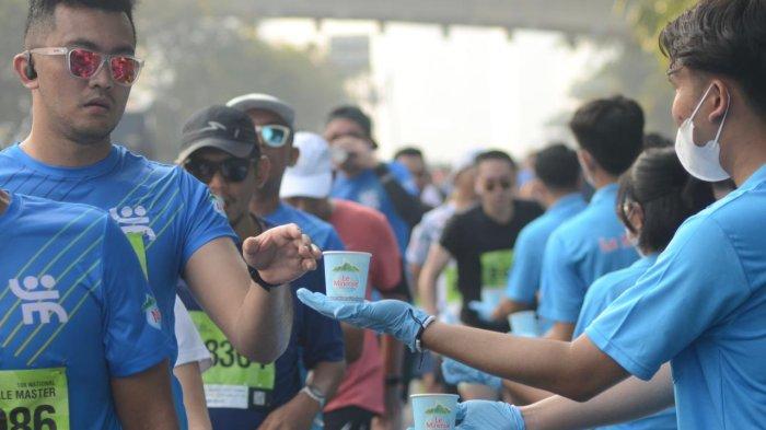 jakarta-running-festival-2024-resmi-digelar-le-minerale-kembali-jadi-official-mineral-water_365d991.jpg