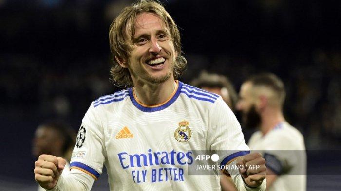 luka-modric-di-ambang-sejarah-bersama-real-madrid-bakal-jadi-pemain-tertua-setara-legenda_15d71f4.jpg