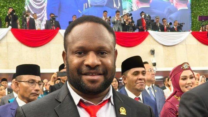 nelson-wenda-harap-prabowo-luangkan-waktu-bertemu-dengan-semua-anggota-dpd-dpr-ri-dari-papua-_a1bc4dc.jpg