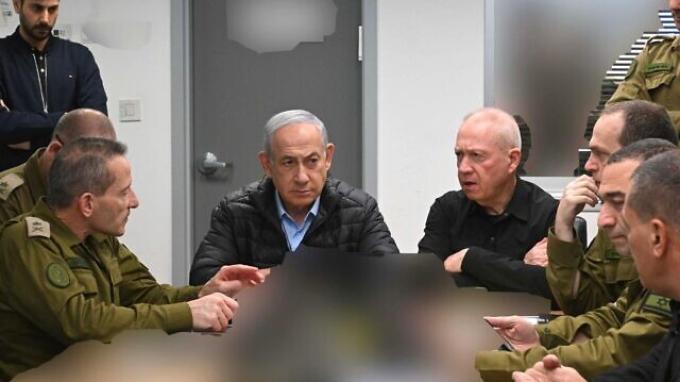 netanyahu-dan-gallant-sembunyi-di-bunker-kemenhan-setelah-israel-serang-iran_c69438a.jpg