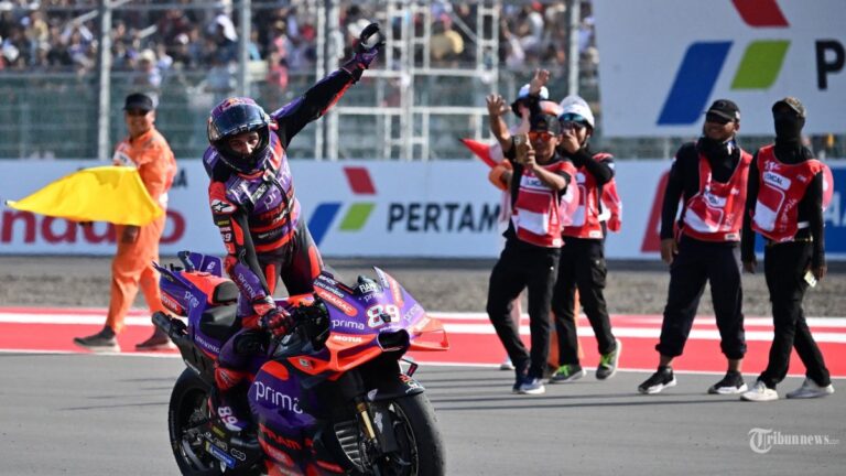 starting-grid-motogp-jepang-2024-ciptakan-sejarah-yang-siap-digasak-jm89-pole-position-bawa-berkah_0f66863.jpg