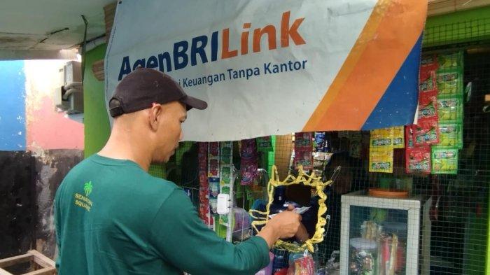 agenbrilink-di-tengah-kebun-kelapa-sawit-berhasil-dekatkan-layanan-perbankan-dengan-masyarakat_35882d9.jpg