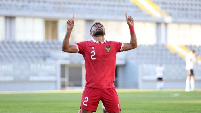 comeback-ke-timnas-indonesia-yakob-sayuri-siap-mati-demi-lambang-garuda-di-dada_40a65d2.jpg