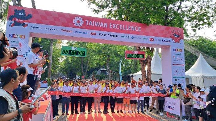 gabungkan-olahraga-dan-aksi-sosial-marathon-taiwan-excellence-happy-run-2024-diikuti-5-ribu-pelari_443630c.jpg