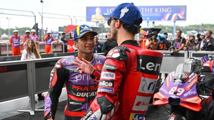 juara-dunia-motogp-2024-versi-michele-pirro-martin-lebih-punya-kans-ketimbang-bagnaia_17a6904.jpg