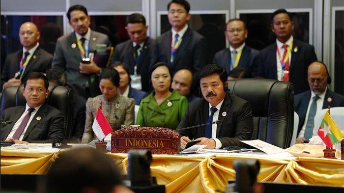 ktt-ke-21-asean-india-menko-polhukam-sampaikan-pentingnya-kerja-sama-maritim-ketahanan-pangan_386a0dc.jpg