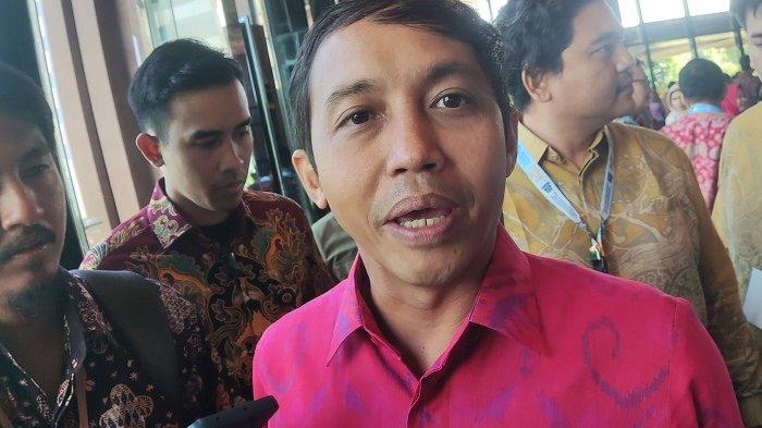 menteri-raja-juli-antoni-ungkap-pesan-prabowo-untuk-jaga-kawasan-hutan-_c5abce6.jpg