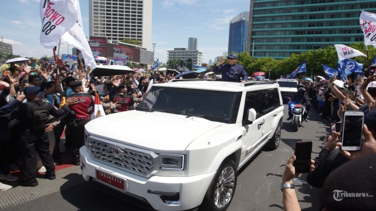 mv3-garuda-limousine-tunggangan-presiden-prabowo-dilengkapi-anti-peluru-hingga-sederet-fitur-canggih_312cb44.jpg