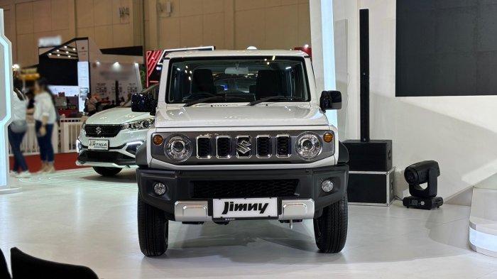 pakai-ikon-badak-jimny-5-pintu-edisi-white-rhino-mendebut-di-gjaw-2024-harga-rp495-1-juta_1c6bf79.jpg