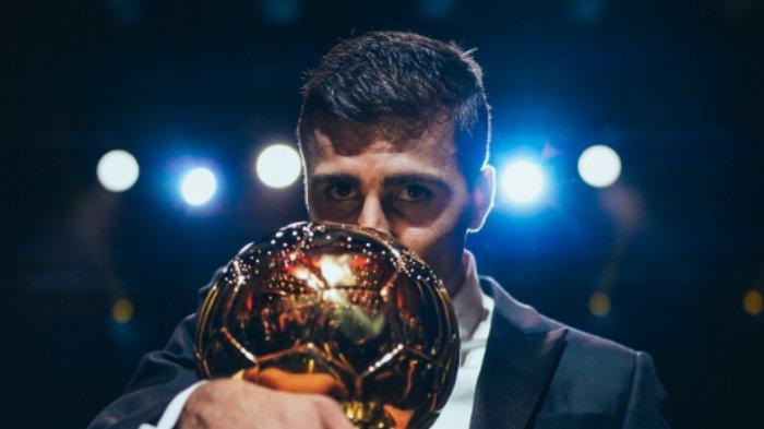 rodri-ucapkan-kata-kata-ini-setelah-raih-ballon-d-or-bukan-kemenangan-untuk-saya-tapi-untuk-spanyol_4af9bd3.jpg