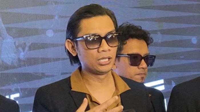 sempat-pingsan-di-panggung-tria-dapat-izin-dari-dokter-untuk-gelar-konser-tunggal-the-changcuters_f086440.jpg