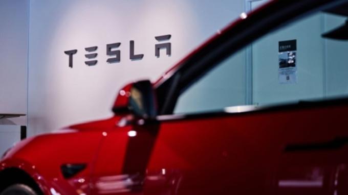 setelah-kirim-300-lamaran-dan-500-email-pria-india-ini-akhirnya-diterima-di-tesla_b3d5e9a.jpg