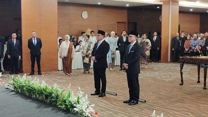 zulhas-lengser-budi-santoso-terharu-jadi-mendag-pertama-dari-pejabat-karier_882c7aa.jpg