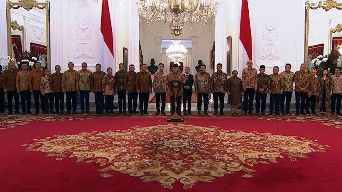 109-daftar-lengkap-menteri-dan-wakil-menteri-kabinet-merah-putih-ratusan-pejabat-di-bawah-prabowo_b3221a9.jpg