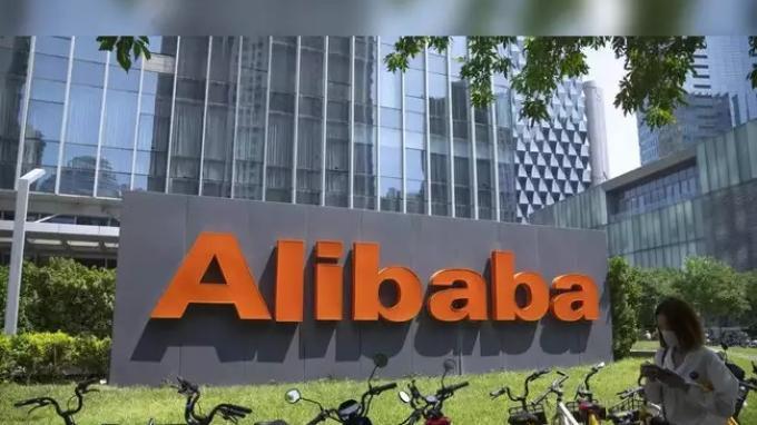 alibaba-rilis-qwq-32b-preview-teknologi-kecerdasan-buatan-yang-lebih-pintar-ketimbang-openai_21e68d4.jpg