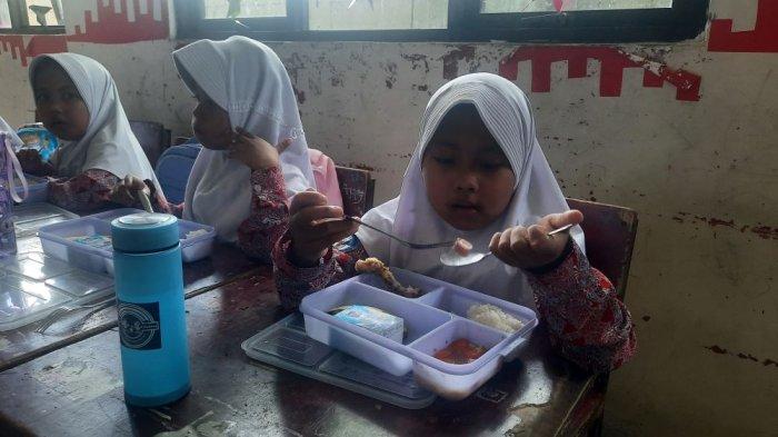 cisdi-pemberian-susu-tinggi-gula-dalam-program-makan-bergizi-gratis-tidak-tepat_a670e70.jpg