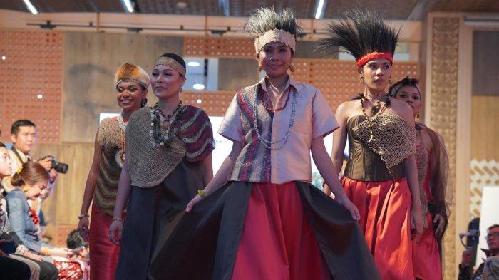 desainer-yurita-puji-dorong-noken-papua-dari-aksesoris-tradisional-ke-tren-fashion-global_25ae131.jpg