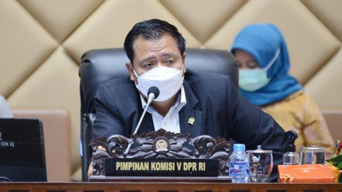 di-depan-menteri-pu-komisi-v-dpr-sebut-badan-usaha-jalan-tol-sering-naikkan-tarif-seenaknya_b5b54c6.jpg