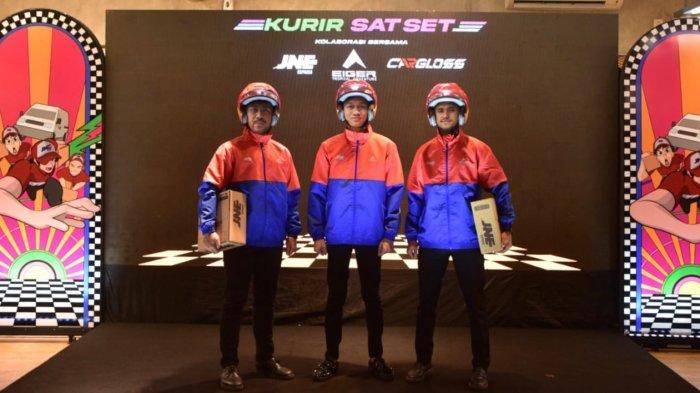 kolaborasi-jne-eiger-dan-cargloss-jaket-dan-helm-baru-untuk-kenyamanan-dan-keselamatan-kurir_5a28083.jpg