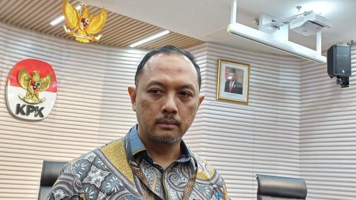 kpk-duga-para-tersangka-kasus-suap-kelompok-masyarakat-jatim-beli-apartemen-dari-hasil-korupsi_425b7fa.jpg