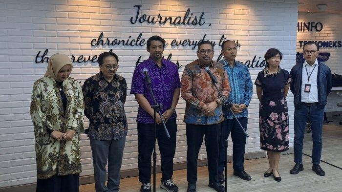 para-bos-operator-seluler-dipanggil-menteri-komdigi-meutya-bahas-penanganan-judi-online-_4be1416.jpg