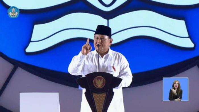 presiden-prabowo-umumkan-kenaikan-gaji-guru-tahun-2025-ini-besarannya_71bbf10.jpg