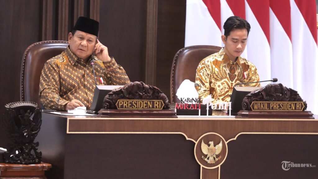 5-poin-penting-arahan-prabowo-kepada-para-menteri-termasuk-kurangi-seminar-dan-perjalanan-dinas_5d85e62.jpg