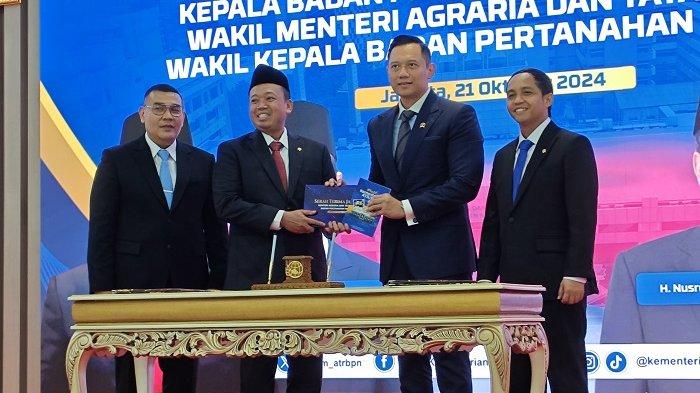 ahy-ungkap-kenangan-manis-pimpin-kementerian-atr-bpn-nusron-janji-lanjutkan-program_b92a5d8.jpg