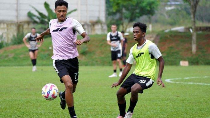 dony-tri-pamungkas-tetap-absen-bela-persija-di-pekan-10-meski-sudah-dipulangkan-dari-tc-timnas-u-20_4362551.jpg