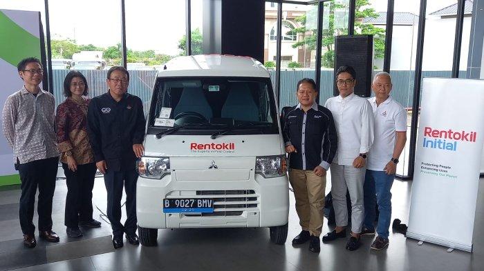 dukung-zero-emission-mmksi-serah-terima-11-kendaraan-listrik-mitsubishi-l100-ke-rentokil_29d13ca.jpg