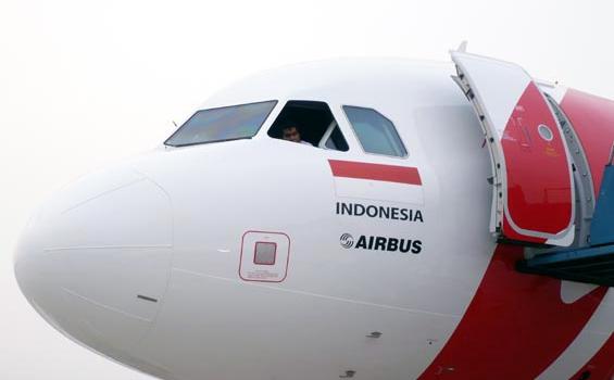 hadapi-libur-natal-dan-tahun-baru-25-pesawat-indonesia-airasia-diperiksa_70f5c58.jpg