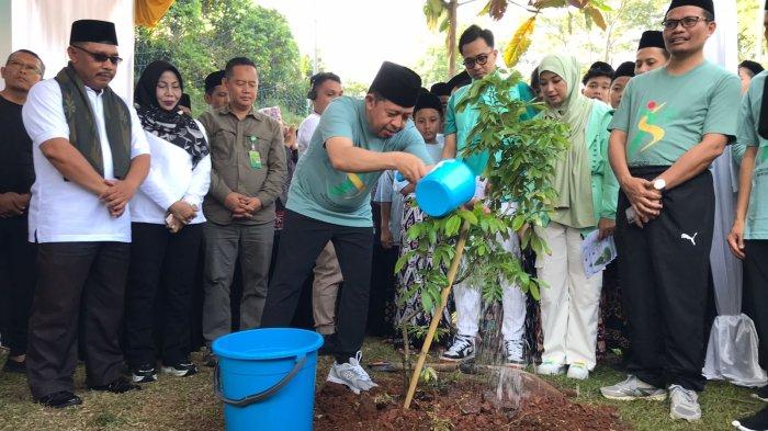 kementerian-agama-galakkan-penanaman-pohon-di-41-000-pesantren-_ff28cf6.jpg