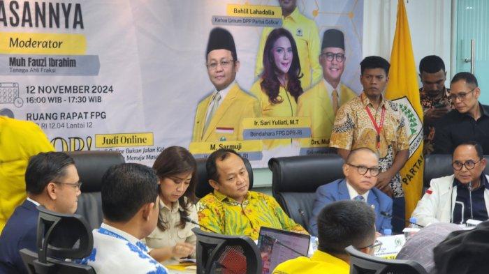 ketua-fraksi-golkar-desak-aparat-penegak-tindak-tegas-siapa-pun-pihak-yang-terlibat-judi-online_0b23e3c.jpg