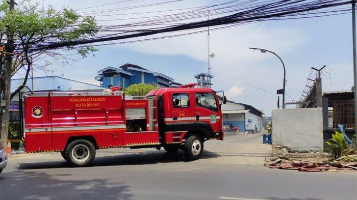 penyebab-kebakaran-pabrik-di-bekasi-belum-diketahui-petugas-saat-kejadian-ada-mesin-meledak_9b50006.jpg