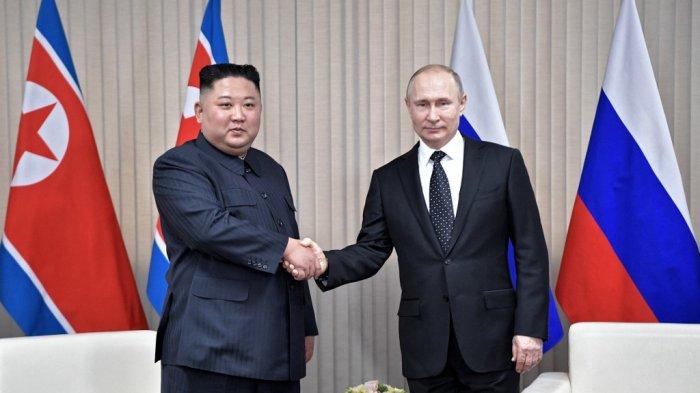 putin-tak-menyangkal-berita-tentara-korea-utara-di-rusia-itu-urusan-kami_419288d.jpg