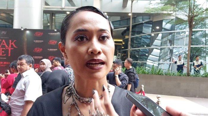 putri-ayudya-rasakan-pedihnya-kehilangan-saat-main-di-film-petak-umpet_7376075.jpg