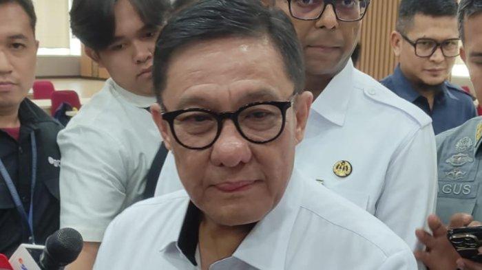 saffar-godam-ungkap-pihaknya-tengah-menggodok-pp-soal-penggunaan-senpi-oleh-petugas-imigrasi-_b785d97.jpg