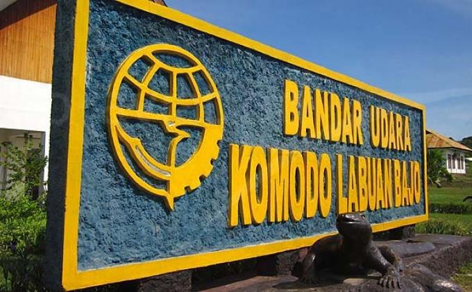 terdampak-erupsi-gunung-lewotobi-bandara-komodo-labuan-bajo-ntt-ditutup-sementara_98d5f62.jpg