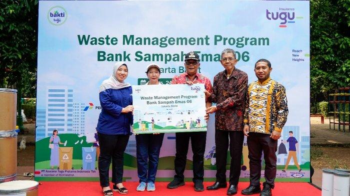 tugu-insurance-gelar-program-waste-management-bank-sampah-emas-06-kebon-jeruk_67d66d4.jpg