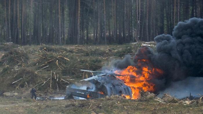 ukraina-klaim-hancurkan-dua-helikopter-rusia-dengan-rudal-di-krimea_2b01ef1.jpg