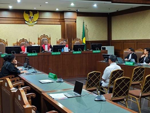 bos-maskapai-hendry-lie-didakwa-terlibat-korupsi-timah-perkaya-diri-hingga-rp-1-triliun_733cb61.jpg