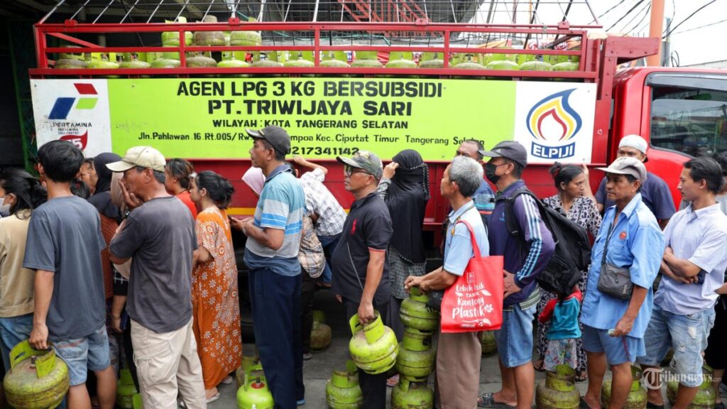 gas-melon-langka-pertamina-klaim-stok-elpiji-3-kg-di-pangkalan-aman-begini-cara-cek-lokasinya_14b0613.jpg