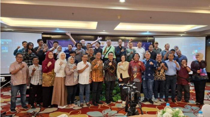 google-lanjutkan-kerja-sama-dengan-perusahaan-pers-indonesia-google-news-showcase-diluncurkan-2025_6572f76.jpg