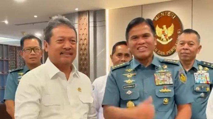 kkp-tni-al-sepakat-bongkar-pagar-laut-pekan-ini-ksal-beri-jempol-ke-menteri-kelautan-dan-perikanan_0fa6759.jpg