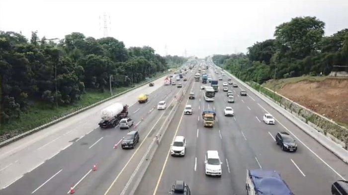 lalu-lintas-tol-jakarta-cikampek-berangsur-normal-jasa-marga-tutup-lajur-contraflow_029b135.jpg