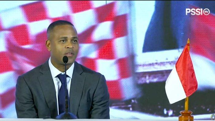 patrick-kluivert-tancap-gas-mengaku-sudah-melobi-pemain-keturunan-untuk-gabung-timnas-indonesia_4546cca.jpg