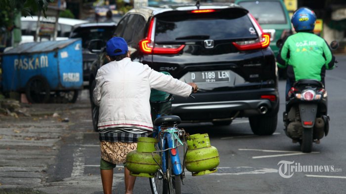 pengecer-dilarang-jual-elpiji-3-kg-pedagang-warung-kebingungan-warga-kesulitan_fabae10.jpg