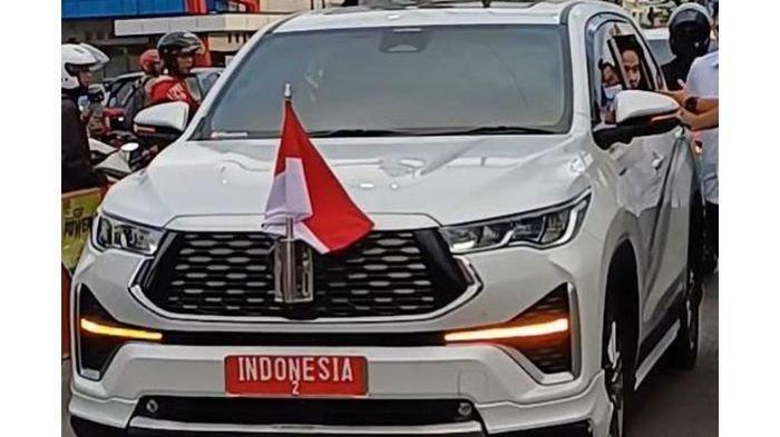 prabowo-wajibkan-semua-menteri-pakai-mobil-maung-gibran-sudah-pakai-innova-zenix_7d2f839.jpg