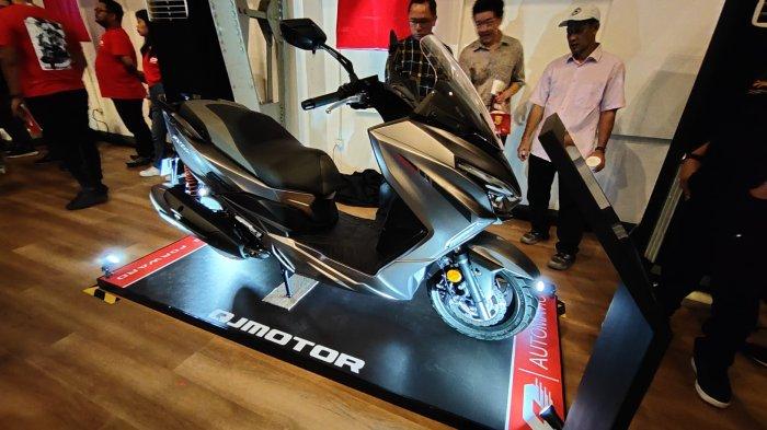 qjmotor-dari-china-ekspansi-ke-indonesia-langsung-bawa-empat-model-moge_e541879.jpg